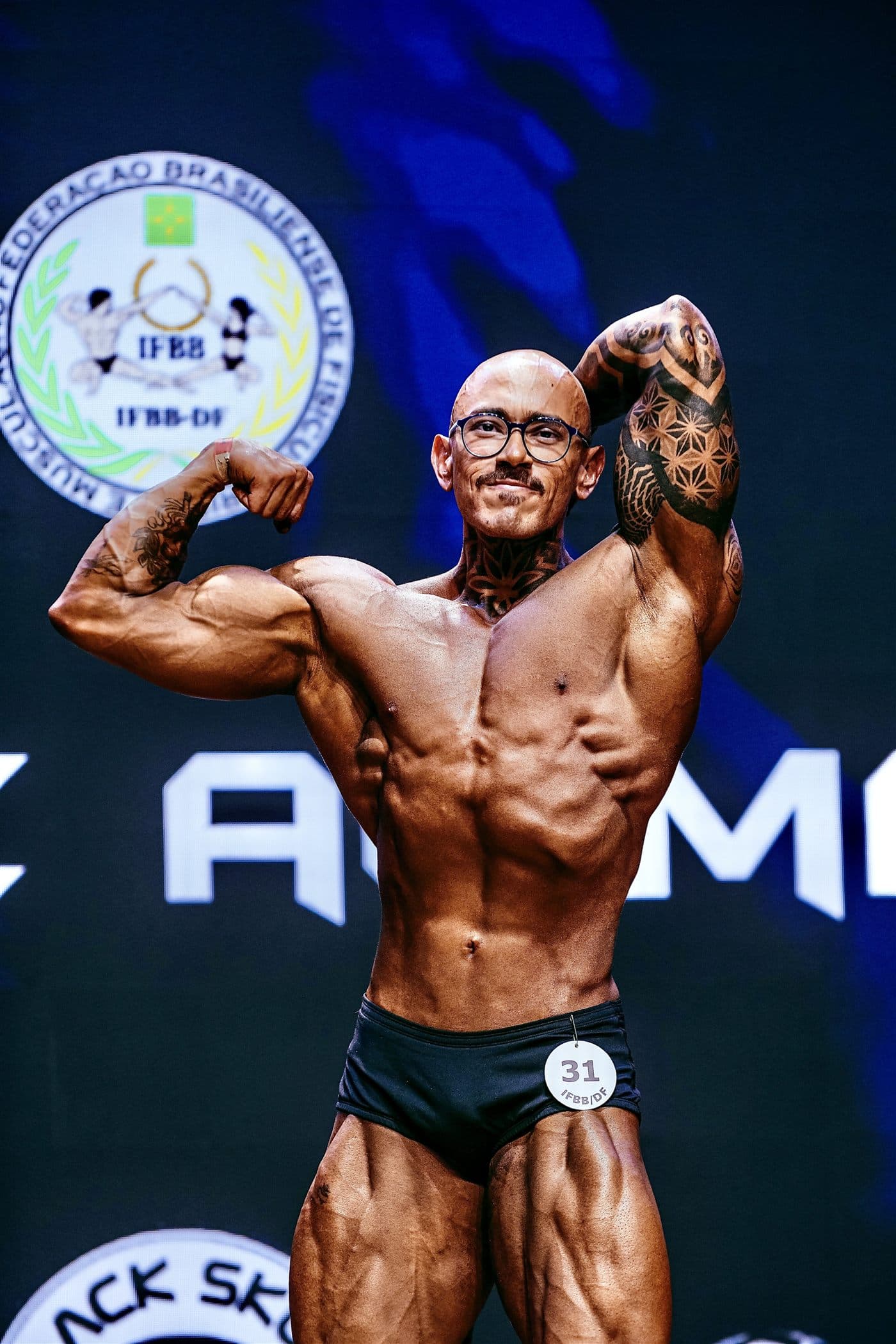 Kuririn no palco em competição IFBB